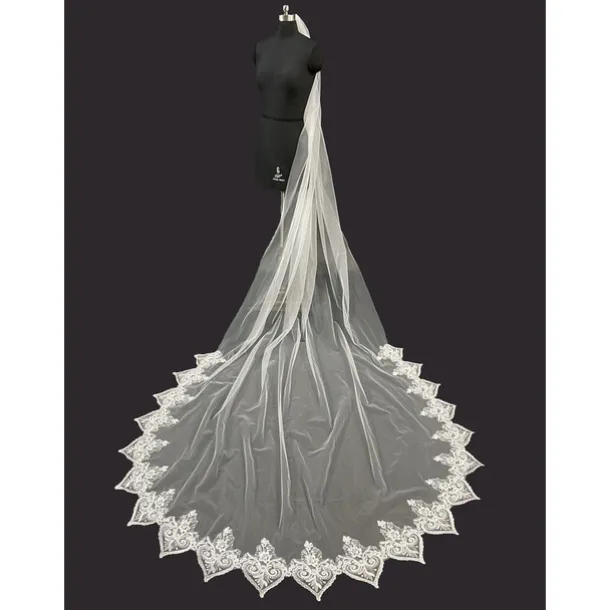 One-tier Vintage Inspired / Sweet Wedding Veil Cathedral Veils with Appliques 59.06 in (150cm) Lace