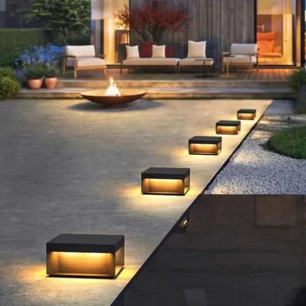 Outdoor Post Lights Retro Outdoor LED Deck Fence Cap Light for Patio Garden Decoration Fence Lights Warm White Stainless Steel Black Exterior Pillar 110-240V