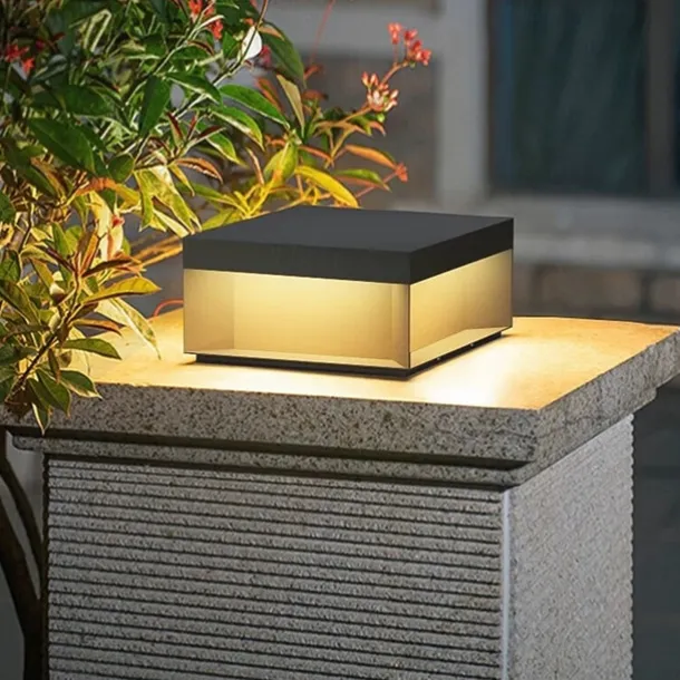 Outdoor Post Lights Retro Outdoor LED Deck Fence Cap Light for Patio Garden Decoration Fence Lights Warm White Stainless Steel Black Exterior Pillar 110-240V