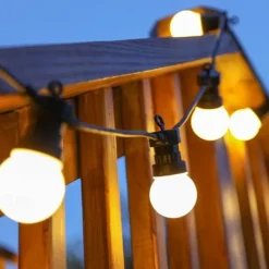 Outdoor Solar String Light 5M Waterproof String Light with Remote Control G50 Bulb Light Outdoor Waterproof LED String Light 10LEDs Fairy Lights Garden Patio Wedding Christmas Cafe Decoration Lamp