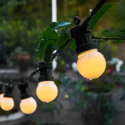 Outdoor Solar String Light 5M Waterproof String Light with Remote Control G50 Bulb Light Outdoor Waterproof LED String Light 10LEDs Fairy Lights Garden Patio Wedding Christmas Cafe Decoration Lamp