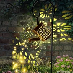 Outdoor Solar Watering Can Lights - Hanging Kettle Pathway Lantern, Waterproof Metal Retro Lamp for Garden, Yard & Flower Bed Garland Decor