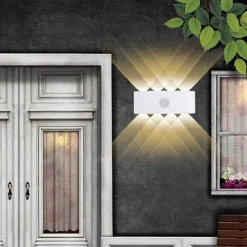 Outdoor Wall Light LED Motion Sensor Wall Sconce Light 8W Up Down Aluminium Modern Indoor Wall Lamps for Living Room Bedroom Corridor Hallway