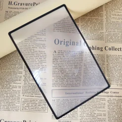 1pc A4 Card Reading PVC Magnifying Glass Large Area Ultra-Thin Business Card Type Magnifying ,3X (300%) Page Magnifying Lens,Reading Magnifier For The Elderly, Back to School Gift