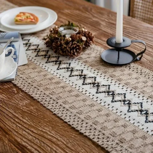 1pc, Bohemian Patchwork Burlap Table Runner - Farmhouse Style Doily for Country Weddings, Bridal Showers, and Dinner Parties - Perfect Home Decor