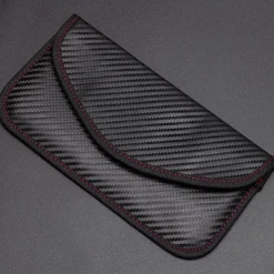 1pc Faraday Bag For Phones Car Keys RFID Signal Blocking Bag Carbon Fiber Case Privacy Protection Key Fob, Anti-Tracking Anti-Hacking Case BlockerYou can clic