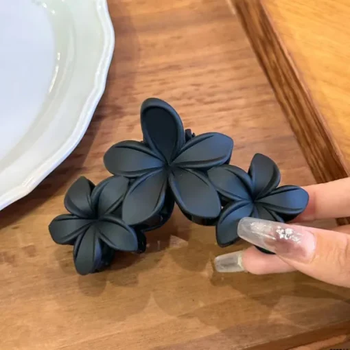 1PC Flower Hair Clips for Women,Non-Slip Matte Flower Hair Clips for Women,Hawaiian Hair Flower Clip Large Plumeria Hair Clip Strong Hold Hair Claws Cute Clip Beach Hair Accessories
