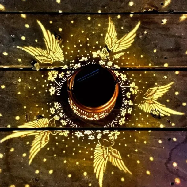 1pc Hummingbird Solar Lantern Lights, Outdoor Hanging Metal Decor Lanterns-Waterproof LED Decorative Light for Garden Patio Yard Lawn Backyard Front Porch As Gifts for Mom Grandma Women