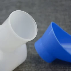 1PC 1000ML Portable Plastic Mobile Urinal Toilet Aid Bottle Outdoor Camping Car Urine Bottle For Women Men Journey Travel Tools