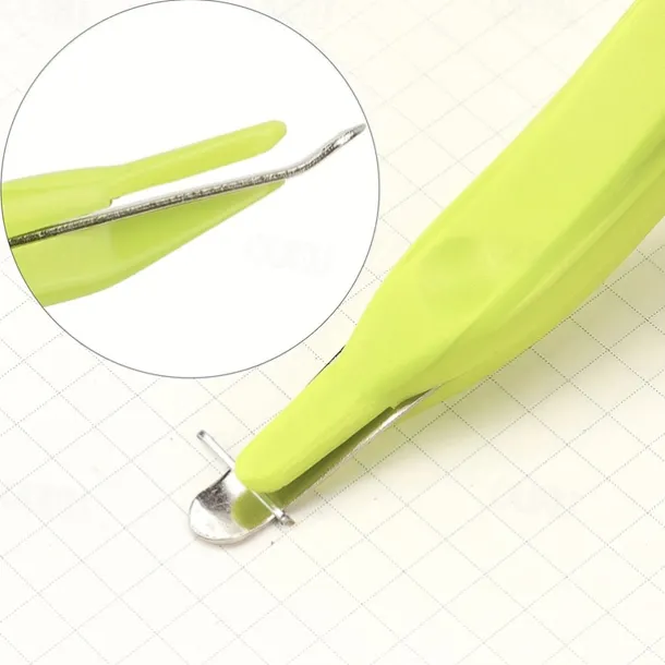 1pc Professional Magnetic Staple Remover Puller Staple Puller Tool Staples Remover Staple Removal Tool For School Supply Office Supply Home