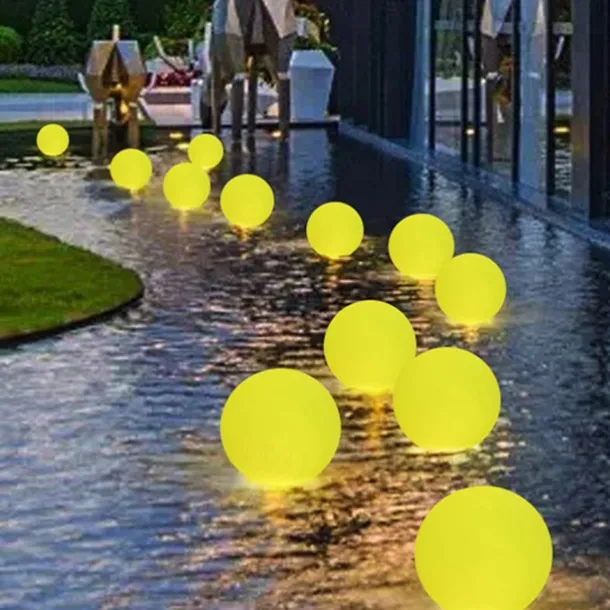 1/2pcs Floating Pool Lights Outdoor Solar Ball Moon Lamp IP68 Waterproof RGB With Remote Controller For Swimming Pool Yard Garden KTV Bar Party Decorative Holiday Summer Lighting