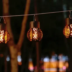 2/4pcs Outdoor Pathway Lantern Lights Hanging Solar Waterproof Garden Balcony Simulation Flame Hanging Light Christmas Outdoor Waterproof Courtyard Holiday Party Landscape Decoration Light