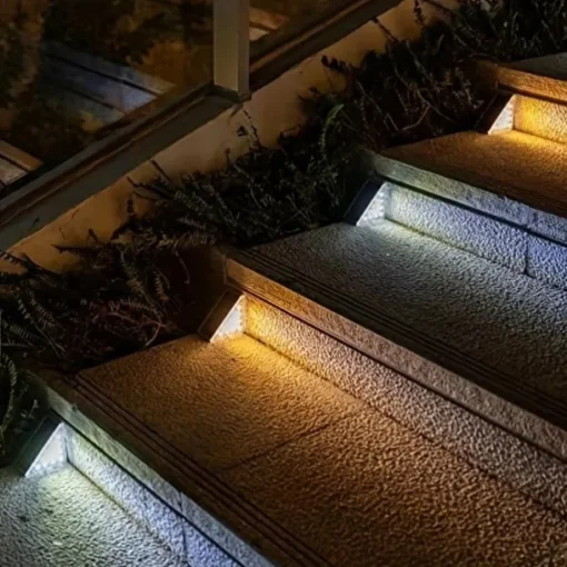 2/6pcs Solar Step Lights, Outdoor Deck Lights Triangle Solar Deck Lights IP67 Waterproof Auto on Off Decoration Lights for Stair Patio Yard, Driveway, Porch, Front Door, Sidewalk, Warm White