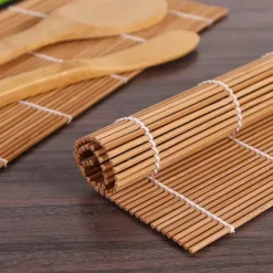 9pcs/set DIY Bamboo Sushi Maker Set Sushi Curtain Rice Sushi Making Kits Roll Cooking Tools Chopsticks Spoon Sushi Blade