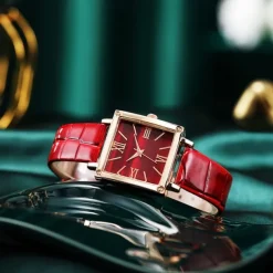 5pcs/set Women's Watch Vintage Square Pointer Quartz Watch Analog Green Wrist Watch & Rhinestone Jewelry Set, Gift For Mom Her