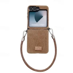 Phone Case For Samsung Galaxy Z Flip 7 Z Flip 6 Z Flip 5 Z Flip 4 Z Flip 3 Back Cover with Wrist Strap Shockproof Retro TPU Plush