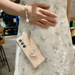 Phone Case For Z Fold 7 Z Fold 6 Z Fold 5 Z Fold 4 Z Fold 3 Back Cover with Wrist Strap Shockproof Retro PC