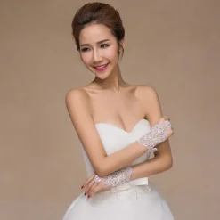 Polyester / Terylene Wrist Length Glove Sweet Style / Flower Style With Floral / Crystals / Rhinestones Wedding / Party Glove