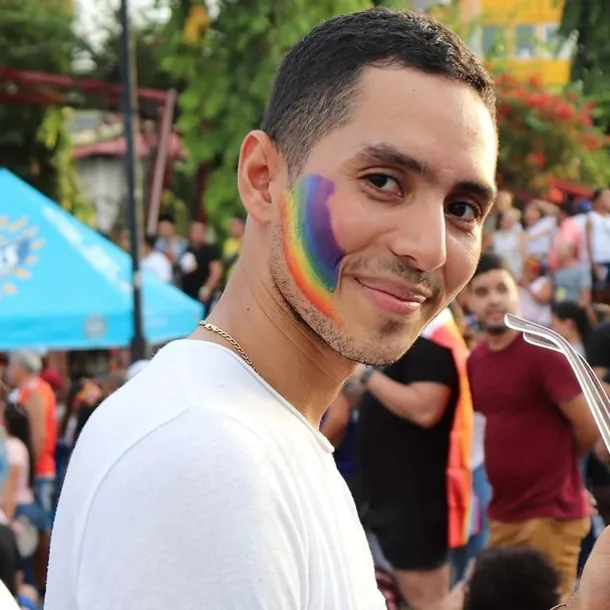 Rainbow Face Painting Pen Set - 6 Vibrant Colors for Creative DIY Fun, Perfect for Pride Celebrations, Birthday Parties, and Festive Cosmetics