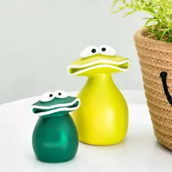 Resin Sculpture of Three Frogs - Sad Big Mouth Frog Statue Decoration, Resin Frog Animal Decoration for Garden and Home.