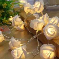 Rose String Lights 3M 30 LEDs Indoor Valentines Wedding Birthday Anniversary Flower Bulbs Decoration