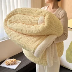 Sherpa Blanket Fleece-Layerd Thick Warm Blanket for Winter Bed Super Soft Fuzzy Flannel Wool Like Reversible Velvet Plush Twin Queen King Weighted Blanket