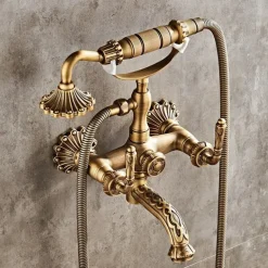 Shower Faucet Set - Handshower Included pullout Vintage Style / Country Antique Brass Mount Outside Ceramic Valve Bath Shower Mixer Taps
