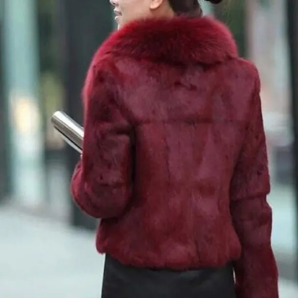 Shrug Bridal's Wraps Coats / Jackets Elegant Long Sleeve Faux Fur Wedding Wraps With Pure Color For Wedding Fall