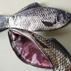 Simulation Fish-Shaped Pencil Case Pencil Bag Waterproof Pencil Bag Fish Coin Purse Novelty Pencil Bag Interesting Pencil Bag Durable Stationery Bag Gift Boys Girls School Office Supplies