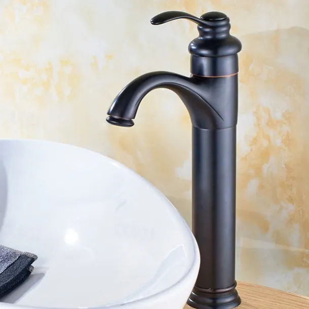 Single Handle Bathroom Faucet,Brass One Hole Waterfall/Centerset, Brass Traditional Bathroom Sink Faucet Contain with Cold and Hot Water