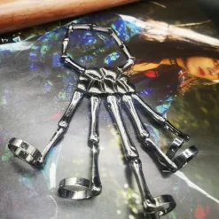 Skull Halloween Halloween Props Hand Bracelet with Ring Halloween Adults' Men's Women's Halloween Carnival Mardi Gras Easy Halloween Costumes Dress Up