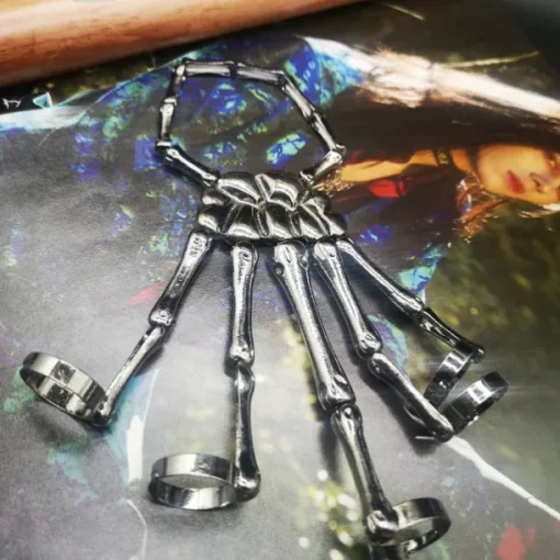 Skull Halloween Halloween Props Hand Bracelet with Ring Halloween Adults' Men's Women's Halloween Carnival Mardi Gras Easy Halloween Costumes Dress Up