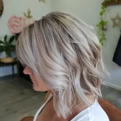 Soft Wavy Medium Wigs Natural Looking Synthetic Wigs for Ladies Daily Cosplay Hair Wig