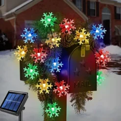Solar LED Christmas Snowflake Waterproof Fairy String Lights 30/50/100 LED 8 Modes of Lighting Outdoor Backyard Garden Holiday Garden Wedding New Year Party Outdoor Indoor Decoration