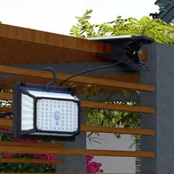 Solar Outdoor Light Wall Light Portable Installation Convenient Lighting Range Multi Angle Solar Charging Suitable For Courtyard Villa Fences Indoor And Outdoor Solar Split Clip Lights