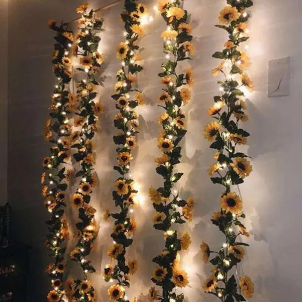 Solar Vine String Lights Ivy Lights LED Artificial Rattan Green Plant LED Solar String Light Outdoor Waterproof Led String Hanging Lights for Yard Fence Wall Hanging Wedding Decoration