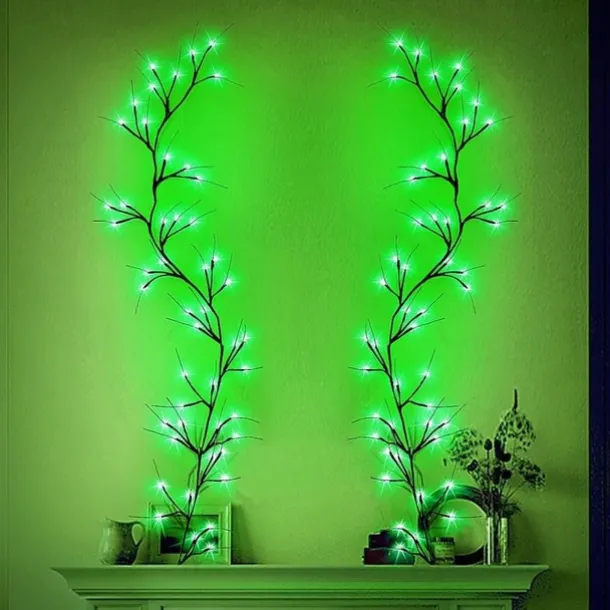 St. Patrick's Day Green Decorative Light String 96 Beads USB Power 8 Modes