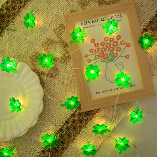 St. Patrick's Day Lights Decorative Shamrocks LED String Lights 5m 16.4FT 50LEDs Battery Powered Fairy Lucky Clover String Lights for Bedroom Party Feast Green Irish Decoration
