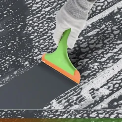 Super Flexible Silicone Squeegee Auto Water Blade Water Wiper Shower Squeegee Long Handle for Car Windshield Window