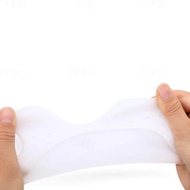 Toe Covers Toe Protectors for Women Silicone Toe Pouches Gel Pads Pointe Shoes Protectors Gel Sock Pads Ballet Dance Toe Caps with Breathable Hole for Ball of Foot Metatarsal