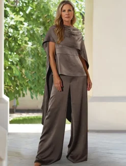 Two Piece Wrinkled Satin Pantsuit Mother of the Bride Pantsuit Elegant Simple Minimalist Cowl Neck Funnel Neck Floor Length Sleeveless Short Sleeve with Draping