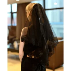 Two-tier Antique / Lace Applique Edge Wedding Veil Elbow Veils with Embroidery / Splicing 21.65 in (55cm) POLY / 100% Polyester
