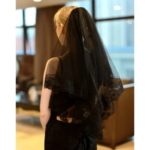 Two-tier Antique / Lace Applique Edge Wedding Veil Elbow Veils with Embroidery / Splicing 21.65 in (55cm) POLY / 100% Polyester