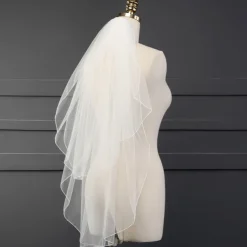 Two-tier Classic Style Wedding Veil Fingertip Veils with Solid Tulle