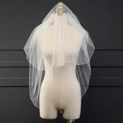 Two-tier Classic Style Wedding Veil Fingertip Veils with Solid Tulle