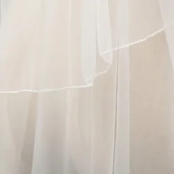 Two-tier Classic Style Wedding Veil Fingertip Veils with Solid Tulle
