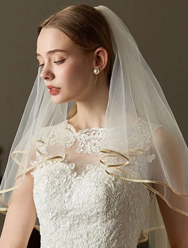Two-tier Comtemporary / Stylish Wedding Veil Elbow Veils with Fringe Tulle