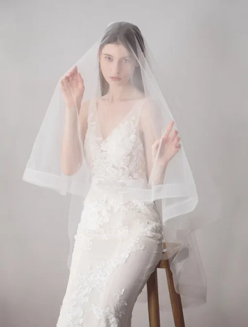 Two-tier Japan and Korea Style Wedding Veil Fingertip Veils with Fringe 62.99 in (160cm) Cotton / nylon with a hint of stretch / Drop Veil