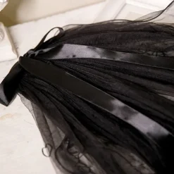 Two-tier Personalized / Pearls Wedding Veil Fingertip Veils with Faux Pearl / Satin Bow 21.65 in (55cm) Tulle