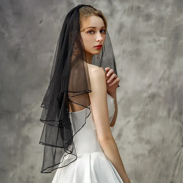 Two-tier Stylish / Classic & Timeless Wedding Veil Elbow Veils with Flower Comb / Pure Color Tulle